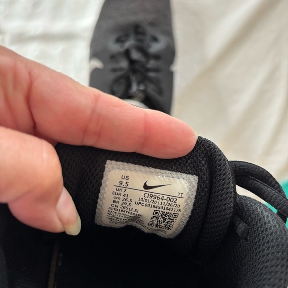 Nike Flex Experience RN 10 Black Running Shoes SZ 9.5 Worn 1X main image 11